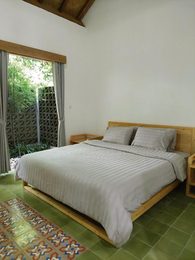 Komoreya Guesthouse Kejayan Exteriör bild
